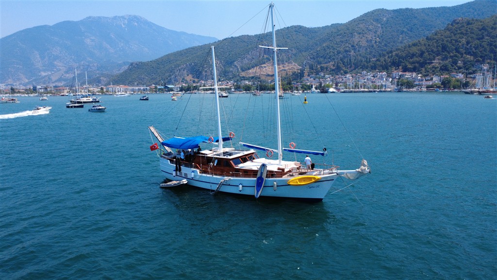 Yacht image