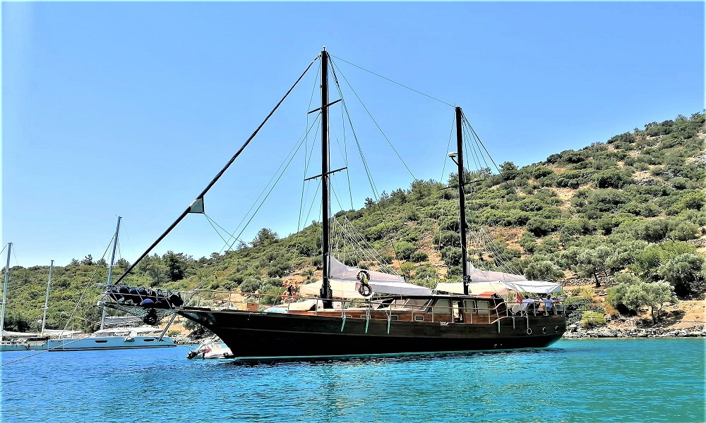 Yacht image
