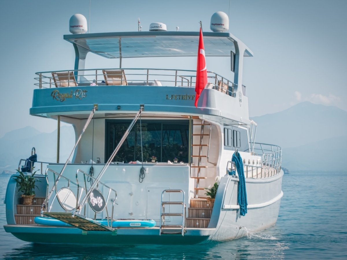 Yacht image