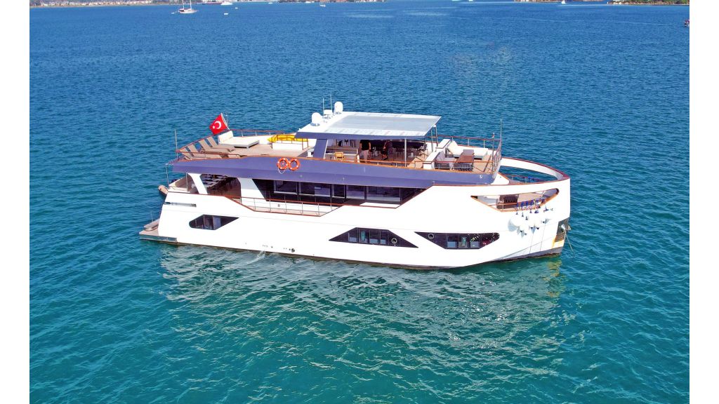 Yacht image