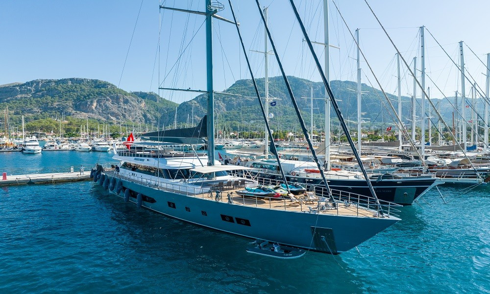 Yacht image