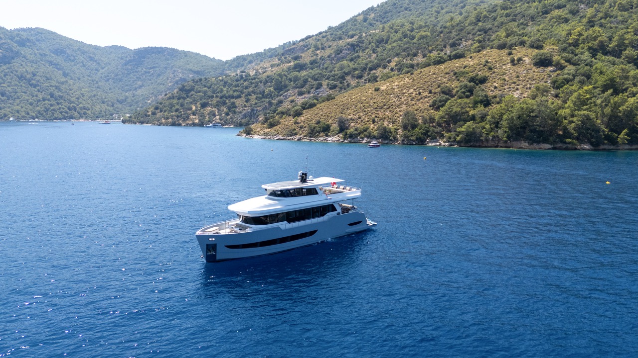 Yacht image