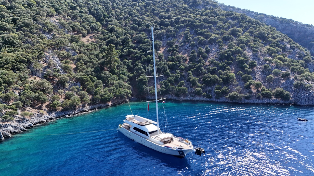 Yacht image