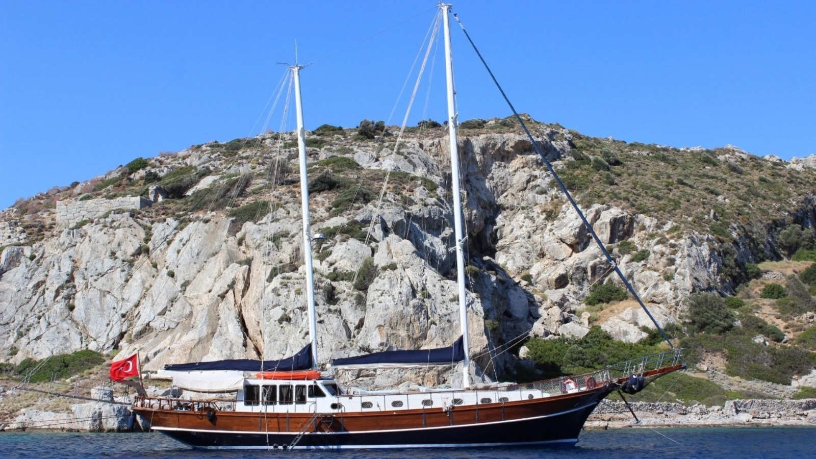 Yacht image