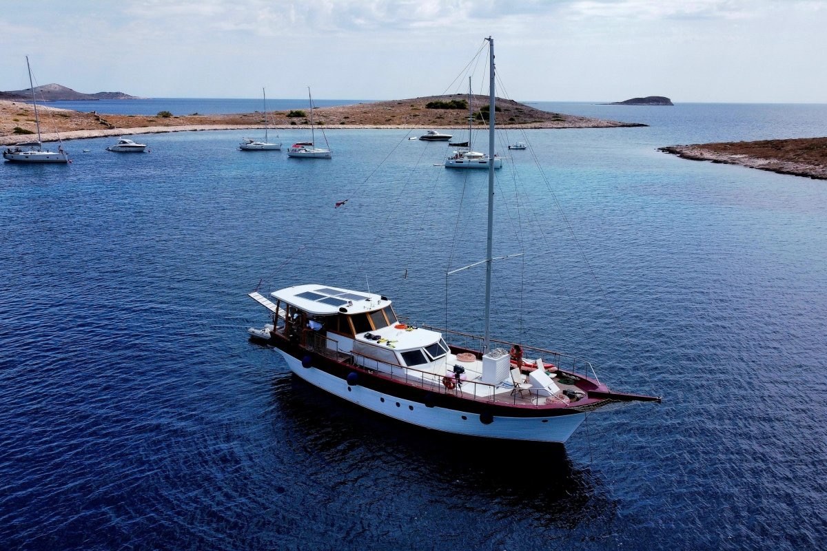 Yacht image
