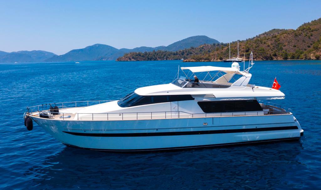 Yacht image
